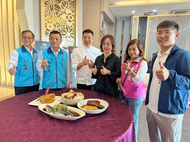 屏東潮州送暖送年菜,聞香閣宴會餐廳共襄盛舉!屏東在地辦桌70