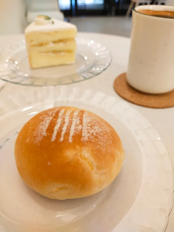 再來個香柚麵包