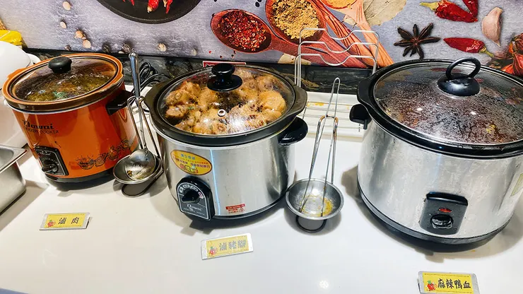 桃園林口火鍋吃到飽推薦-魔椒頂級鴛鴦鍋-林口店