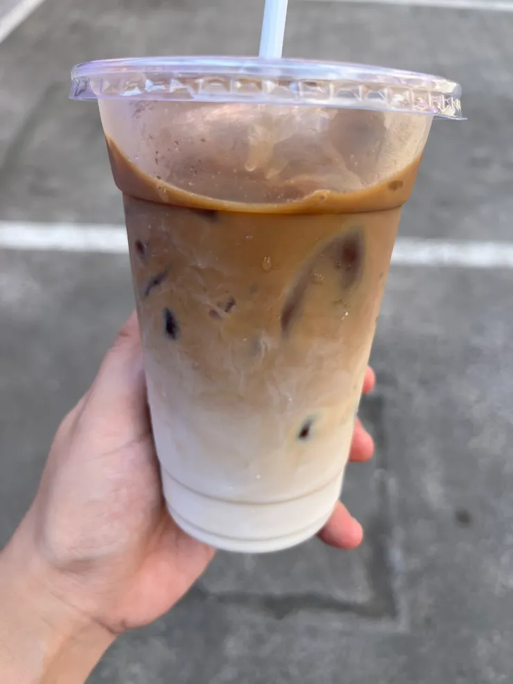 ～不知道是不是因為換牛奶的緣故今天的拿鐵特別好喝！濃醇香👍