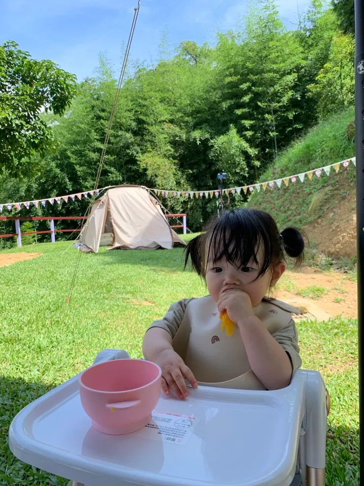 皮梅妹負責撿剩下的芒果