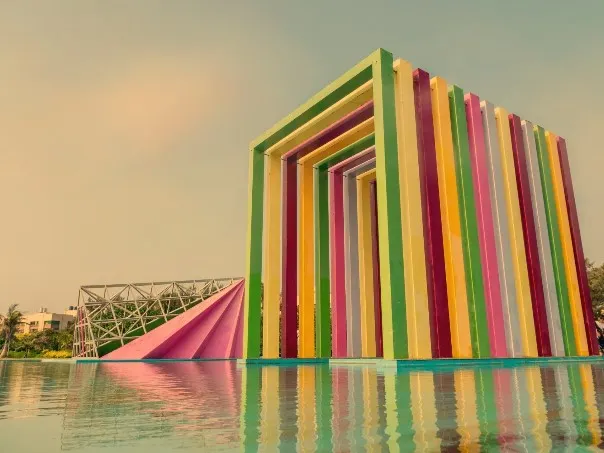 彩虹教會不是教會, 是婚紗公司的拍照場地