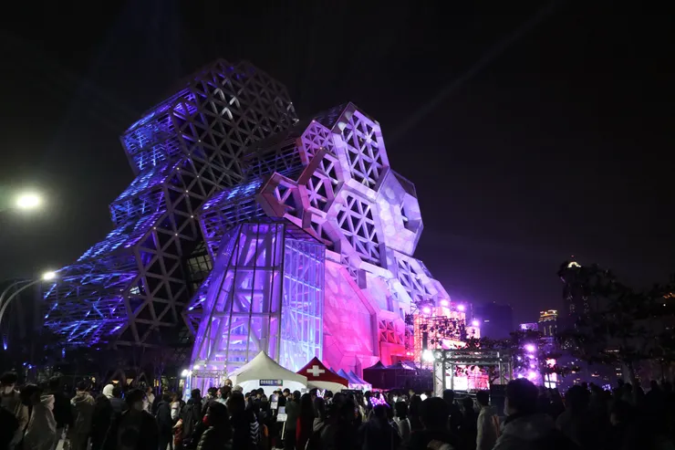 與蓬萊舞台對尬的高流舞台，但我習慣講「海音」啦