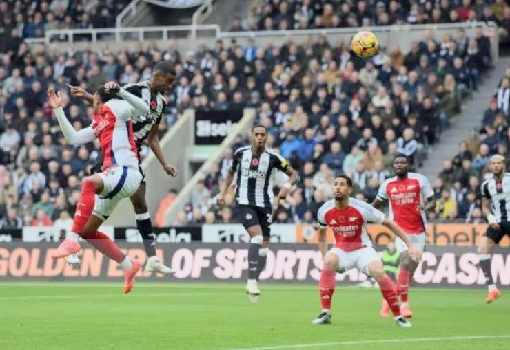 伊薩跳頂入網助纽卡素小勝1:0