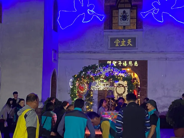 準備迎聖嬰的禮車