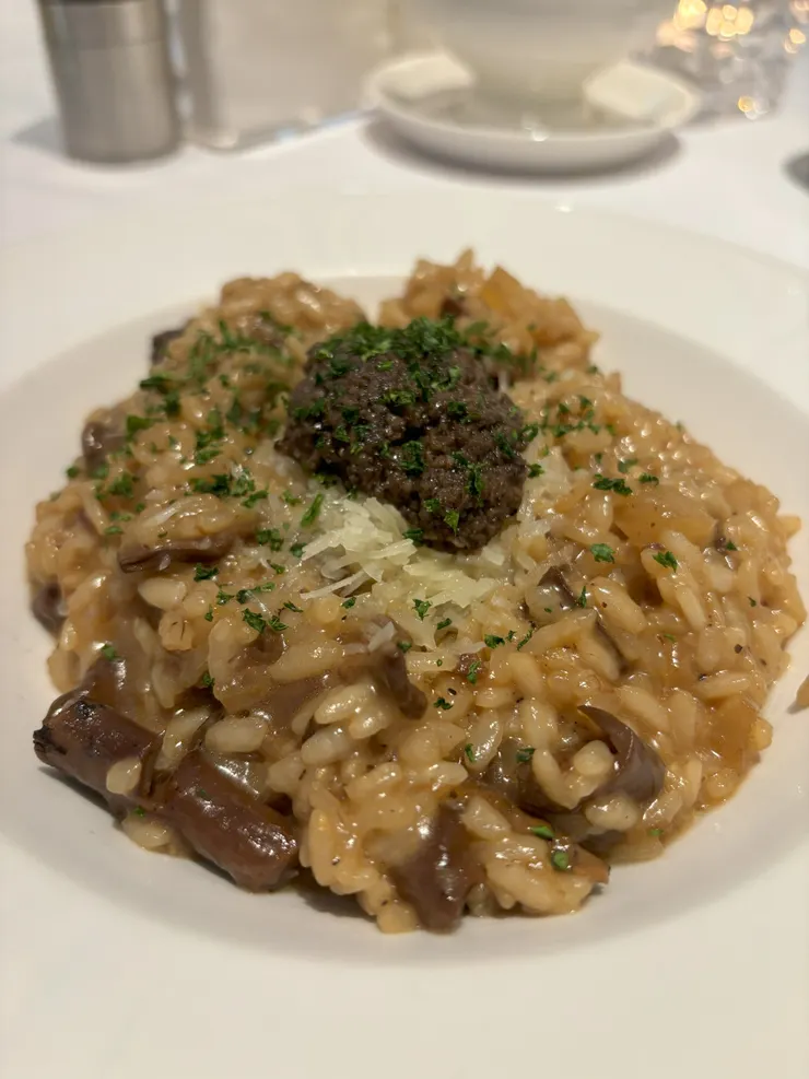 「義式黑松露牛肝菌菇燉飯」