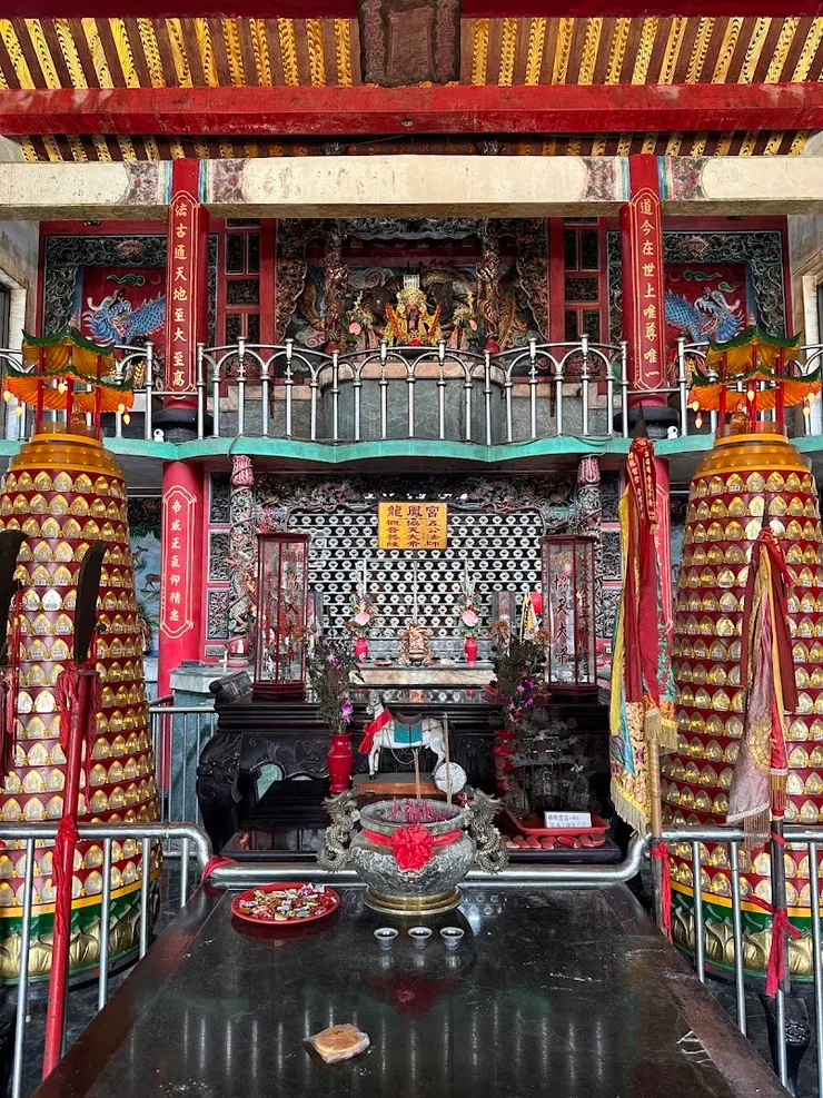 主殿-關聖帝君及眾神尊（圖片截圖於網路）