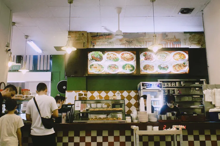 點餐櫃檯的裝潢散發復古的氣息(圖片來源:本文作者)