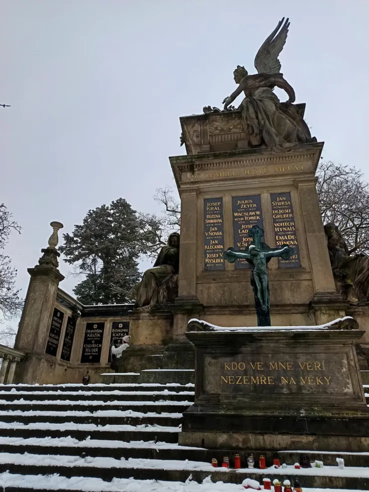 慕夏之墓(合葬)