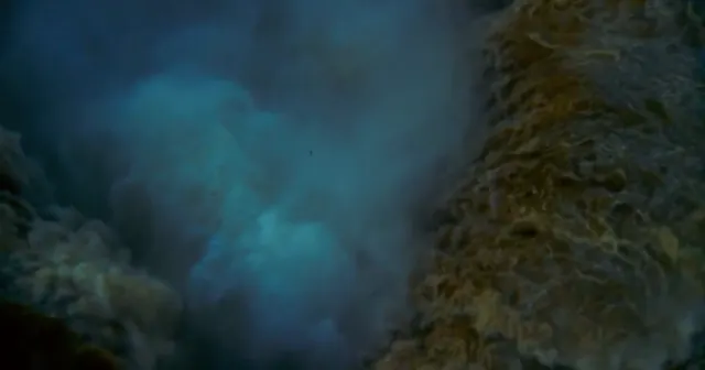 圖片來源：《春光乍洩》劇照