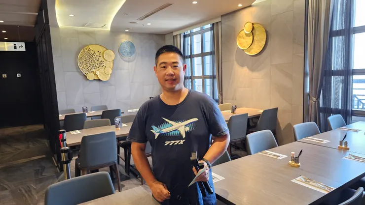 高雄漢來大飯店43樓海港自助餐廳採光相當明亮!