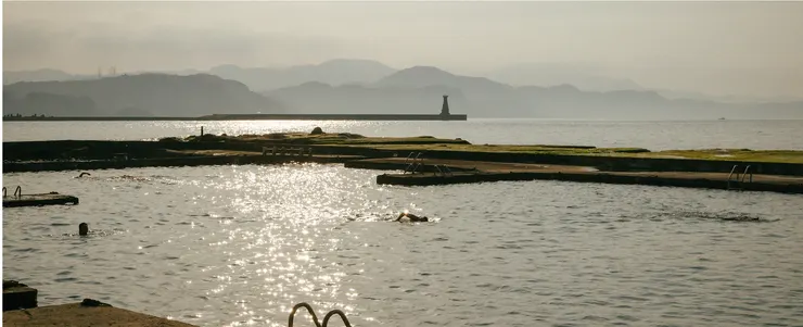 海泳池,圖片snapshot from和平島地質公園官網。
