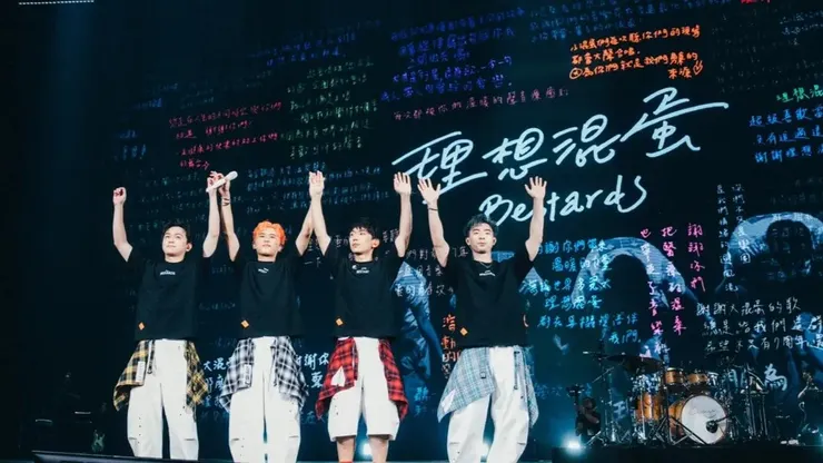 via 理想混蛋's Instagram