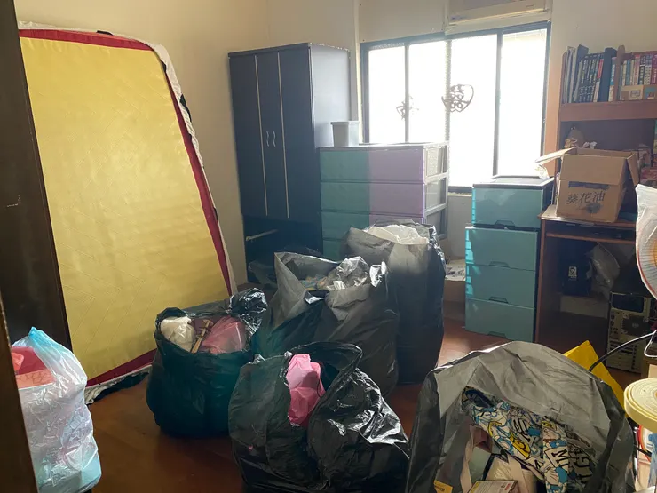 整理約3天,共清出6-7袋黑色大圾垃袋