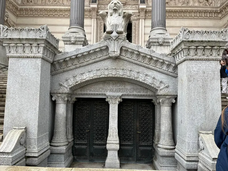src