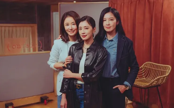 最近追此時此刻，看已奔五的林心如、賈靜雯，狀態宛若三十初實在膝蓋著地崇拜之至