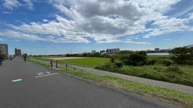 右側是大師橋綠地