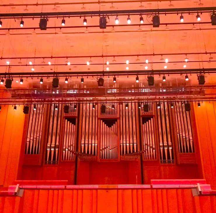 屏東演藝廳的管風琴