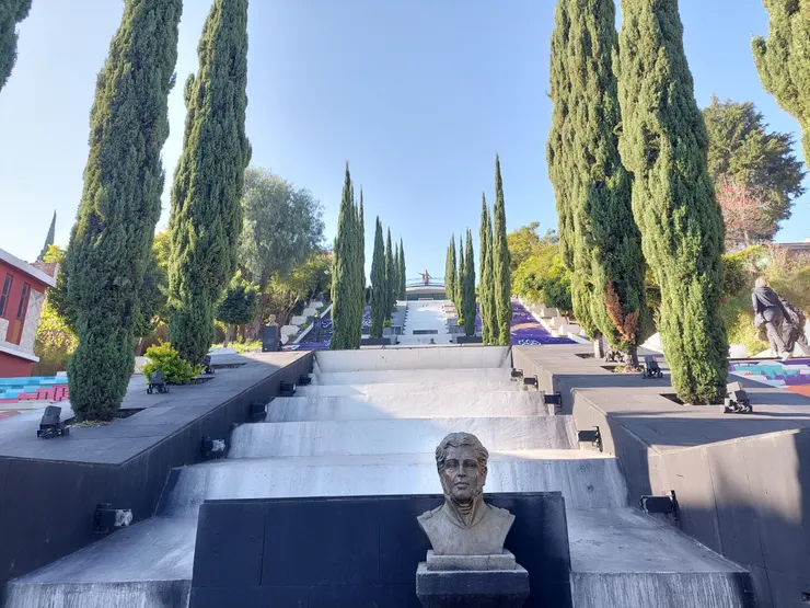 Mirador Xicoténcatl - Escalinatas de Los Héroes 