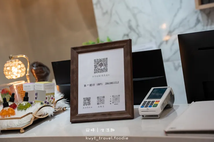 [板橋新中式美睫設計]AN藝術工坊，忙碌女生的救星！2.5小時同步完成美睫手足美甲保養，躺著睡一覺就變美，板橋美甲推薦，附最新美睫美甲價格表