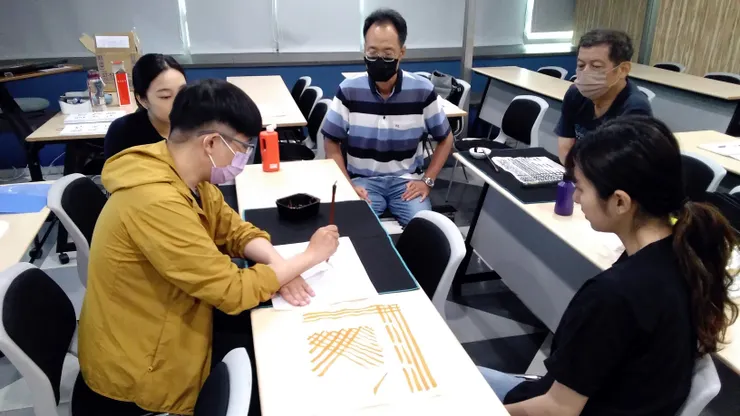 臺中西屯正念書法班：線條訓練與筆形覺察（林冠傑，2023）