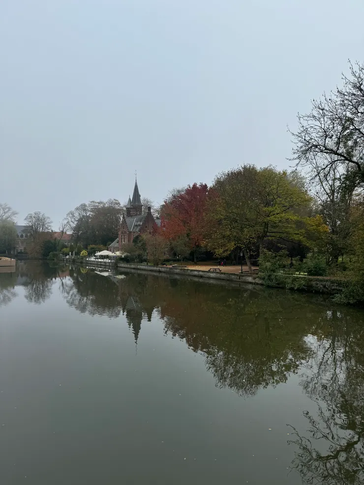 布魯日愛之河,即使天氣不好也很美