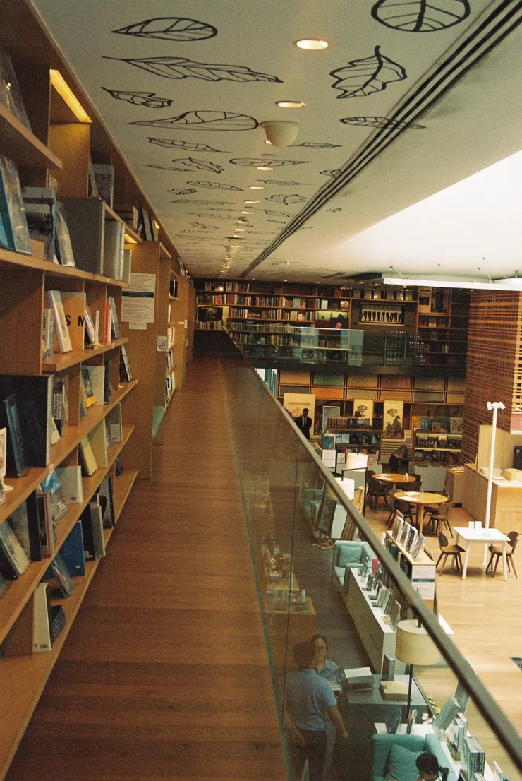 Pentax LX - Kodak Portra800