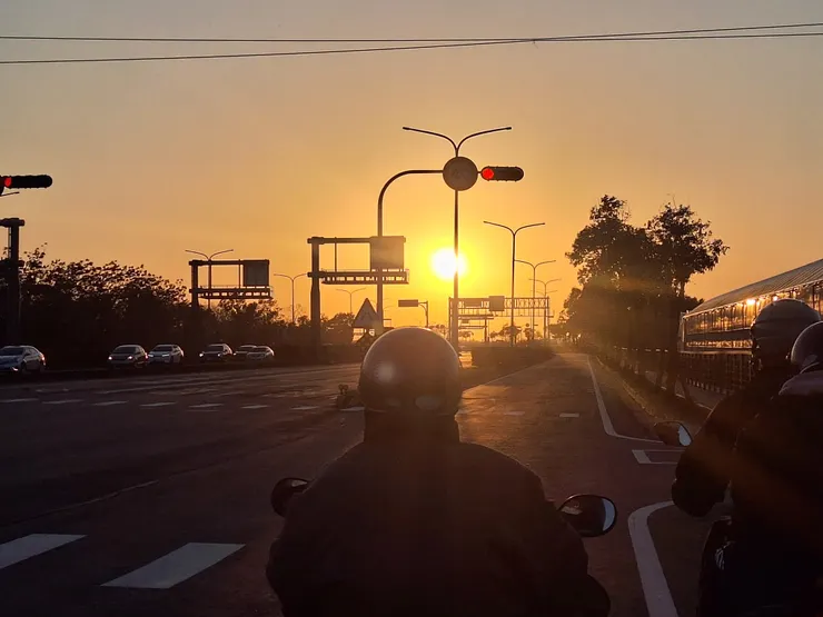 違規操作，小朋友不要學