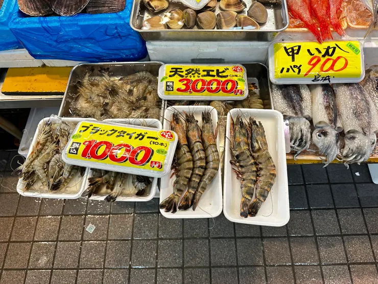 大蝦3千円三隻,可以單買一隻1千円