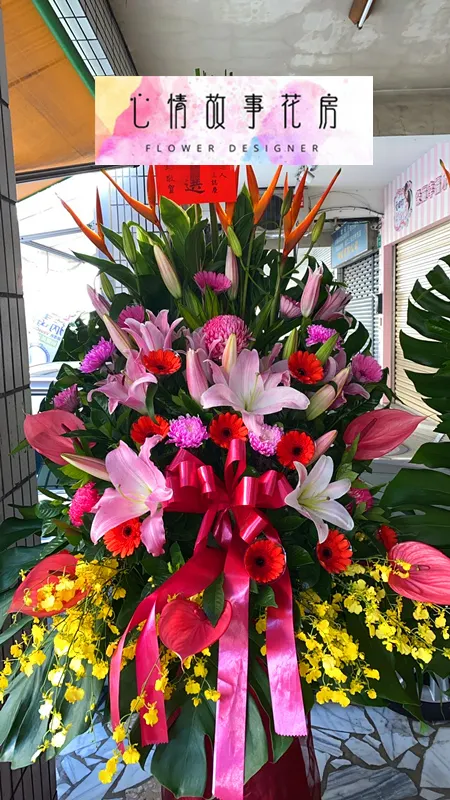 台南最大花店【心情故事花房】：優質羅馬柱花柱，線上訂購方便又快捷