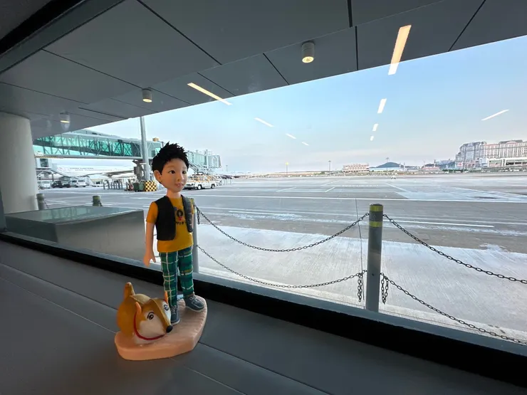 以往子祐的特製推車都會跟著他到登機門，省下我們長時間抱他雙手不適。