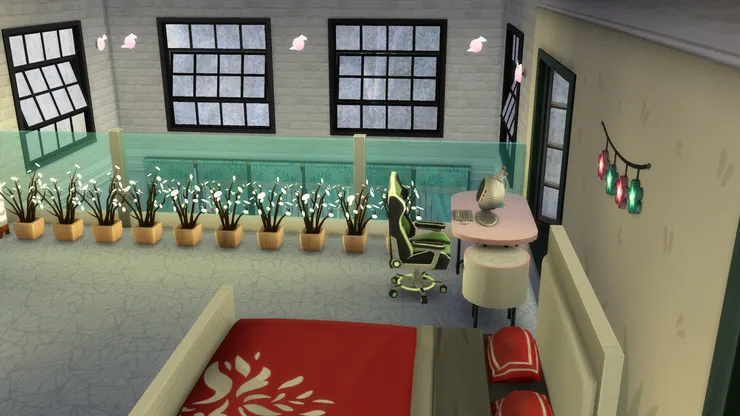 我特別想介紹這裏!原來房子的閣樓有床,而「書桌」則在閣樓這個邊緣,放在坐墊在閣樓的「地上」坐下當成坐處,放在中間放塊板當成「書桌」,坐的時候雙腿便伸出去凌空。不得不說香港的房子太小了,唯有物盡其用;也不得不佩服這些意想不到的設計。