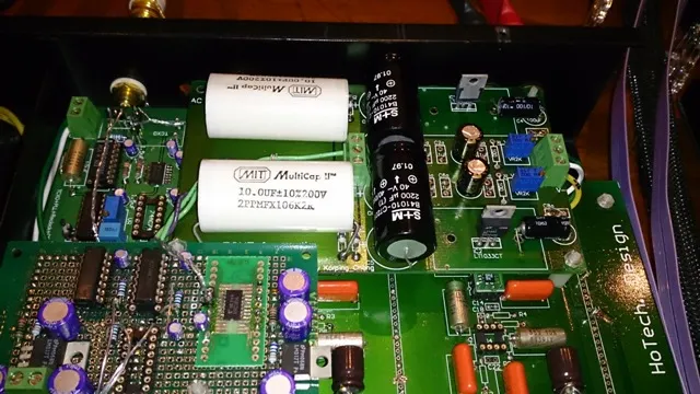 LT1085 / LT1033 三端子穩壓提供 +/-15V 給 AD844 與 AD825