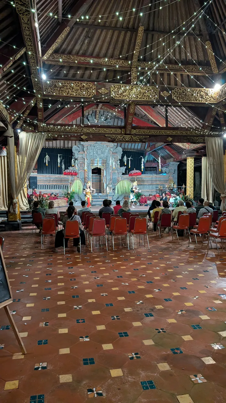 雨備場地有屋頂