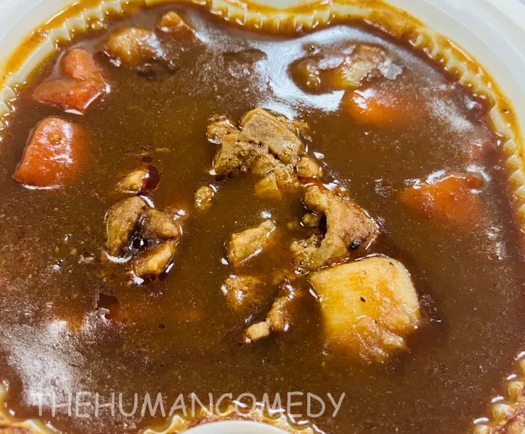 全家 濃厚辛辣咖哩飯：配料豐富