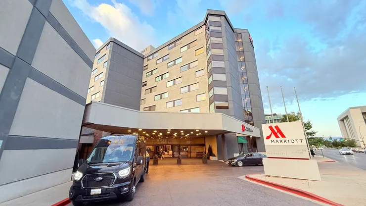 入住鹽湖城市區萬豪酒店