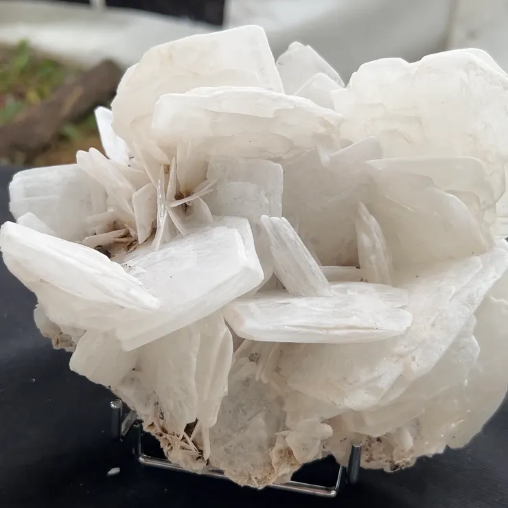 聖瑪麗礦物展上像天使一般的西班牙重晶石