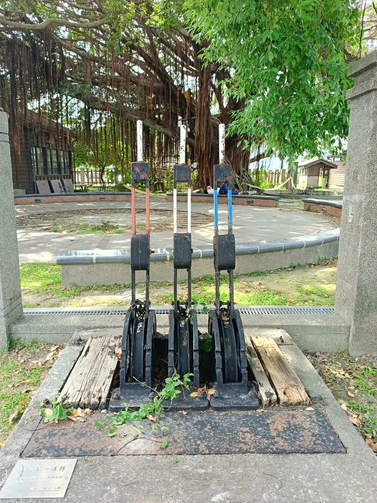 調撥設備桿