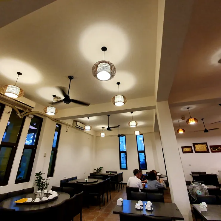 餐廳內部的用餐空間