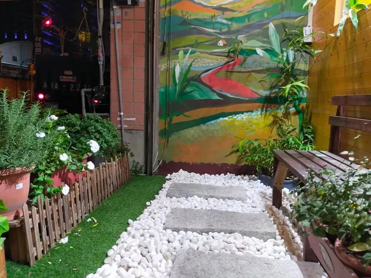 琴豆初開咖啡屋，是否來一杯?