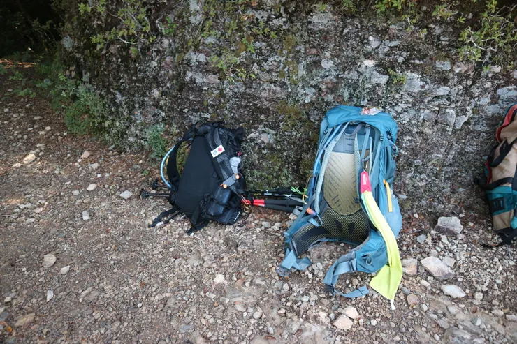 放下背包解放背部