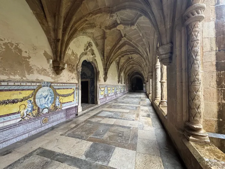 寂靜迴廊（中文解說中超貼切的翻譯）