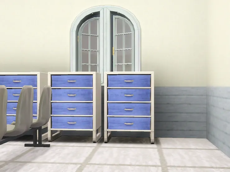 房間用了很自然的灰、白色，加些紫色點綴。