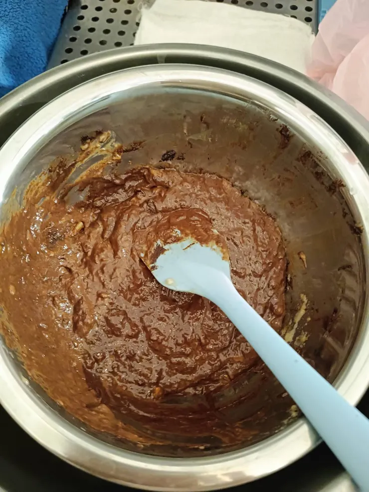 混合均勻就變巧克力香蕉糊囉！