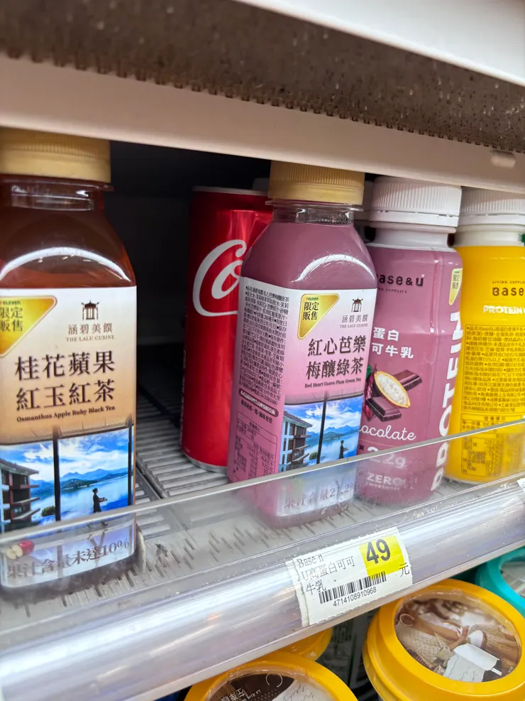 我們應該努力成為自己,而不是偽裝成別人