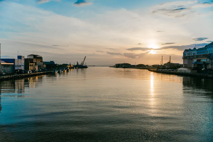 幣舞橋上欣賞夕陽