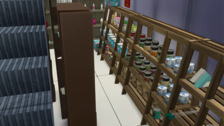 這邊的貨架款式不同。