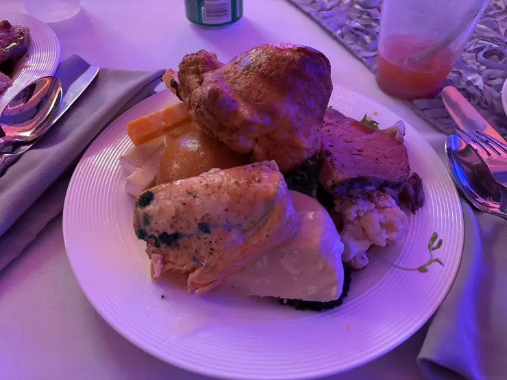 被我拍的很難吃哈哈哈，但確實很普通拉ＸＤ