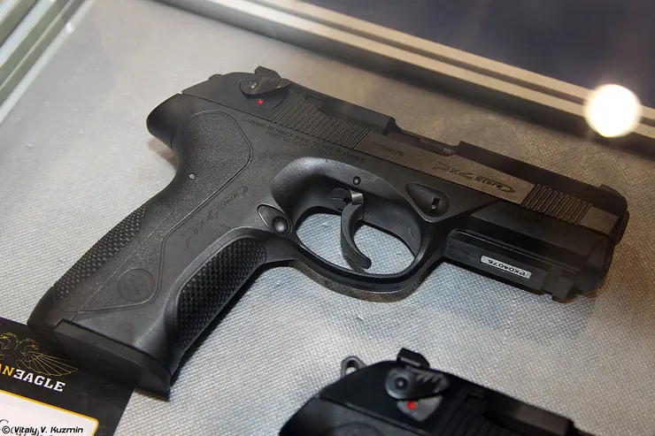 2013年俄羅斯國際軍警安防設備展（Interpolitex 2013）上的貝瑞塔Px4 Storm C型9公釐口徑半自動手槍