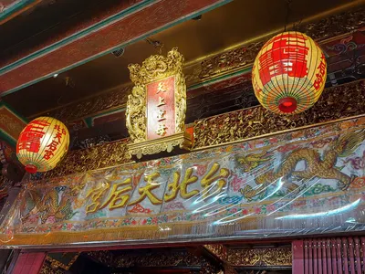 開放多部作品免費閱讀